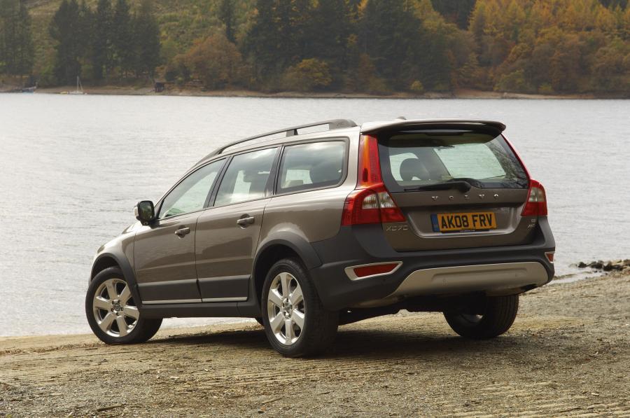  Volvo XC70 2010 года  (фото 57 из 58)